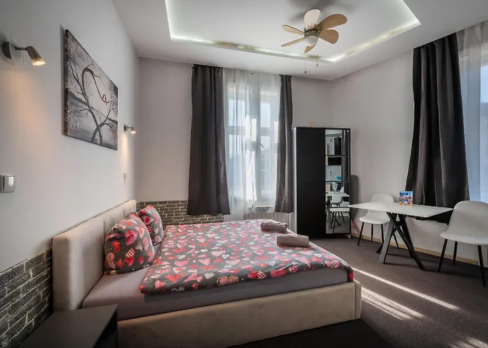 70s Guest Konukevi Krakow