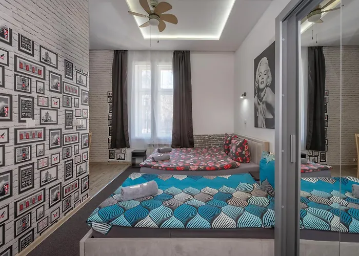 Konukevi 70s Guest Krakow