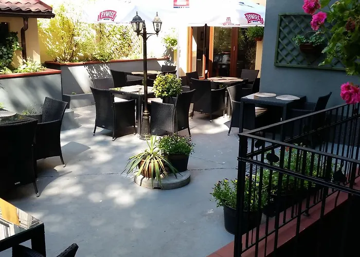 Konukevi 70s Guest Krakow