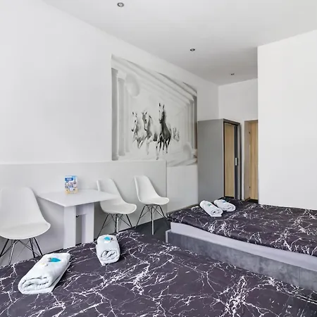 70s Guest بيت ضيافة