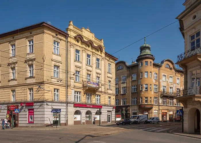 70s Guest 게스트하우스 3*