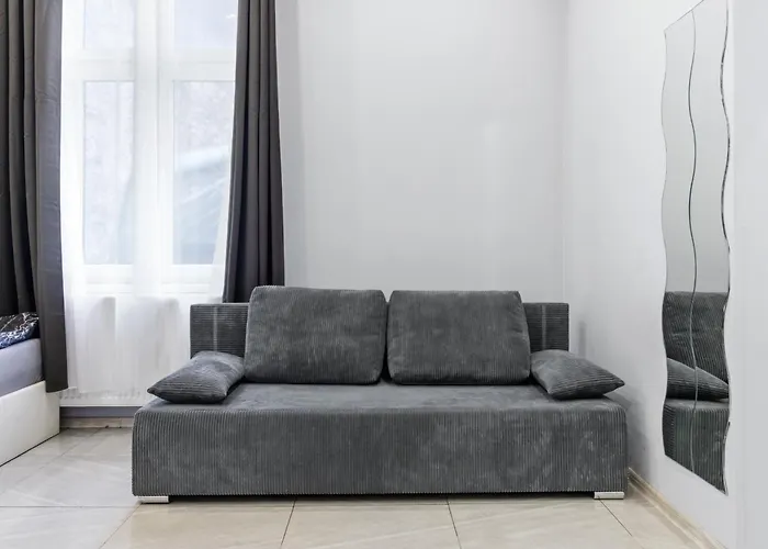 70s Guest 게스트하우스 크라쿠프