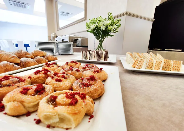 70s Guest 게스트하우스 3*